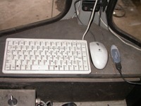 Tastatur-/Mausbedienung in der Kranfahrerkabine